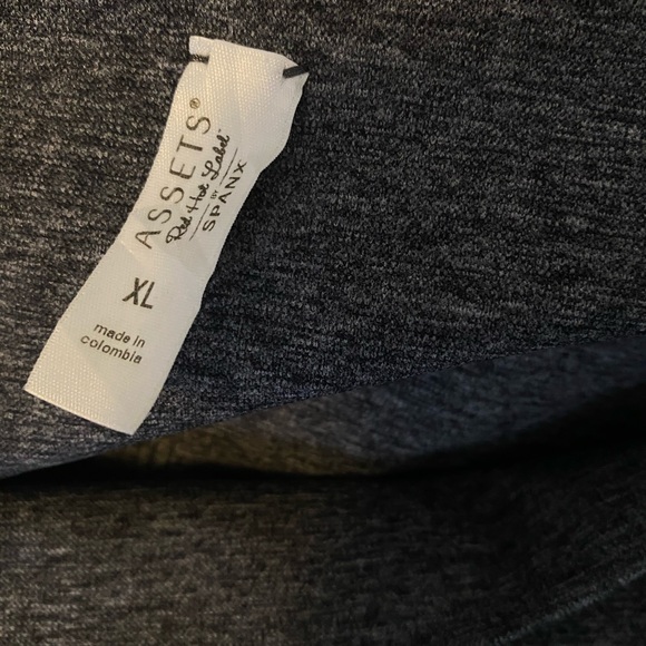 NWOT SPANX Red Hot Label Assets Seamless leggings - Picture 5 of 7